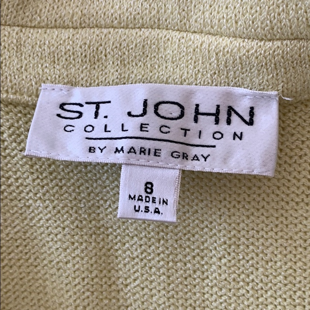 ST. JOHN Knit Blazer with Pearl Buttons! - Picture 6 of 7